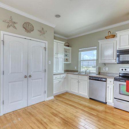 Villa Delphinus - Beachfront! And Pet Friendly! Feel The Ocean Breezed And Hear The Waves Lapping Right At Your Doorstep! Home Dauphin Island Exterior foto