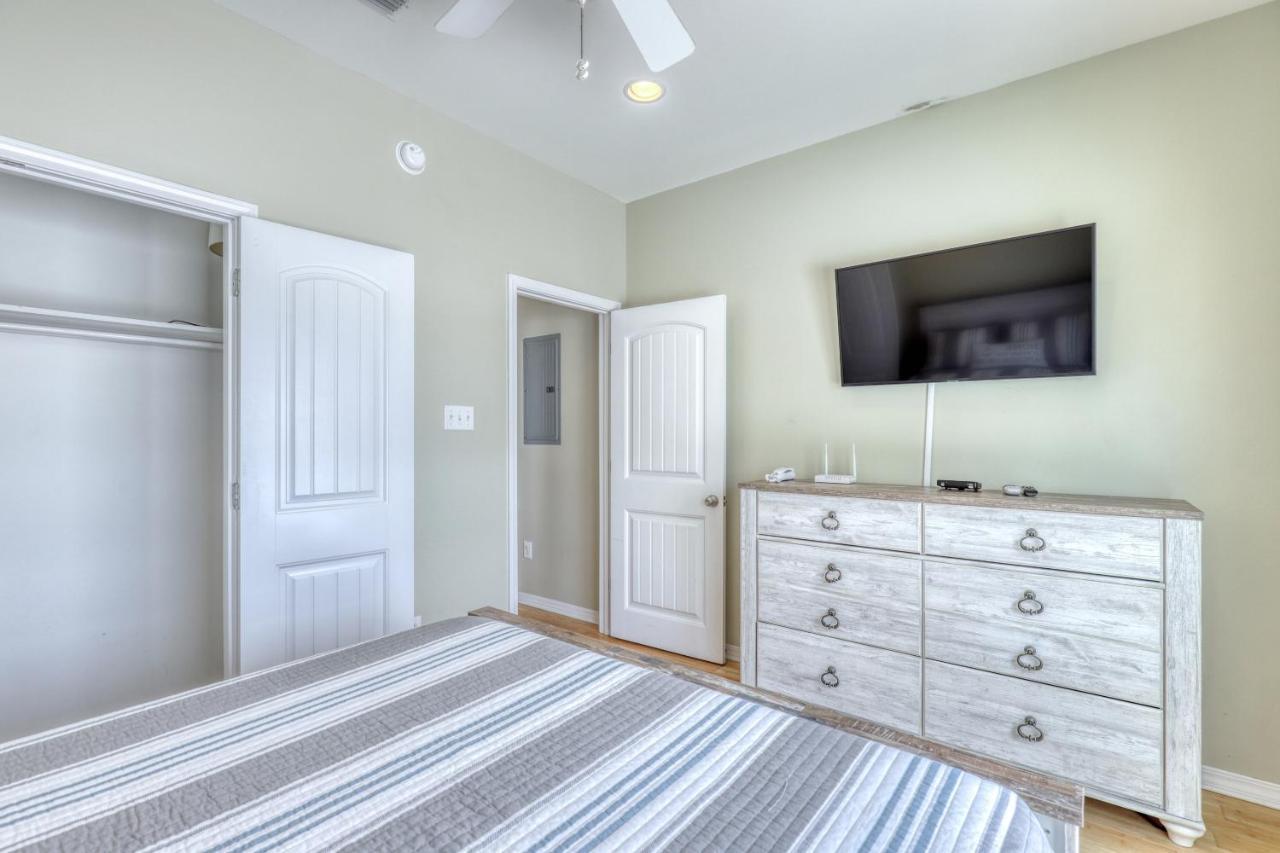 Villa Delphinus - Beachfront! And Pet Friendly! Feel The Ocean Breezed And Hear The Waves Lapping Right At Your Doorstep! Home Dauphin Island Exterior foto